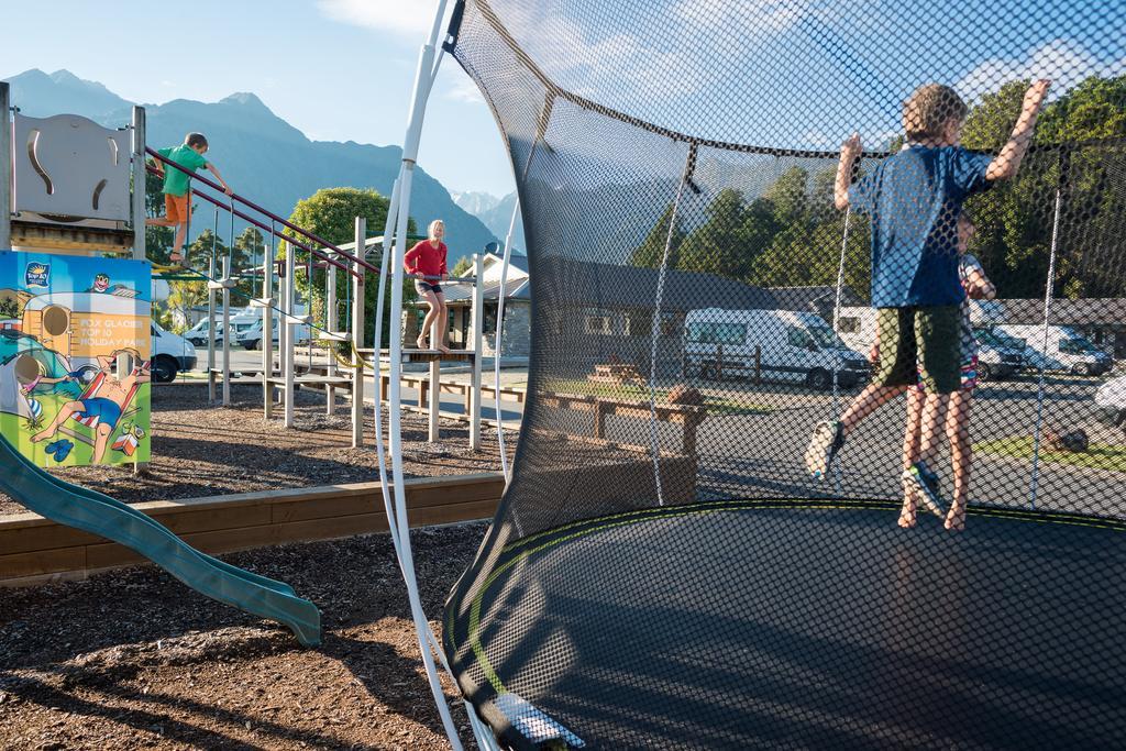 Fox Glacier Top 10 Holiday Park & Motels Экстерьер фото