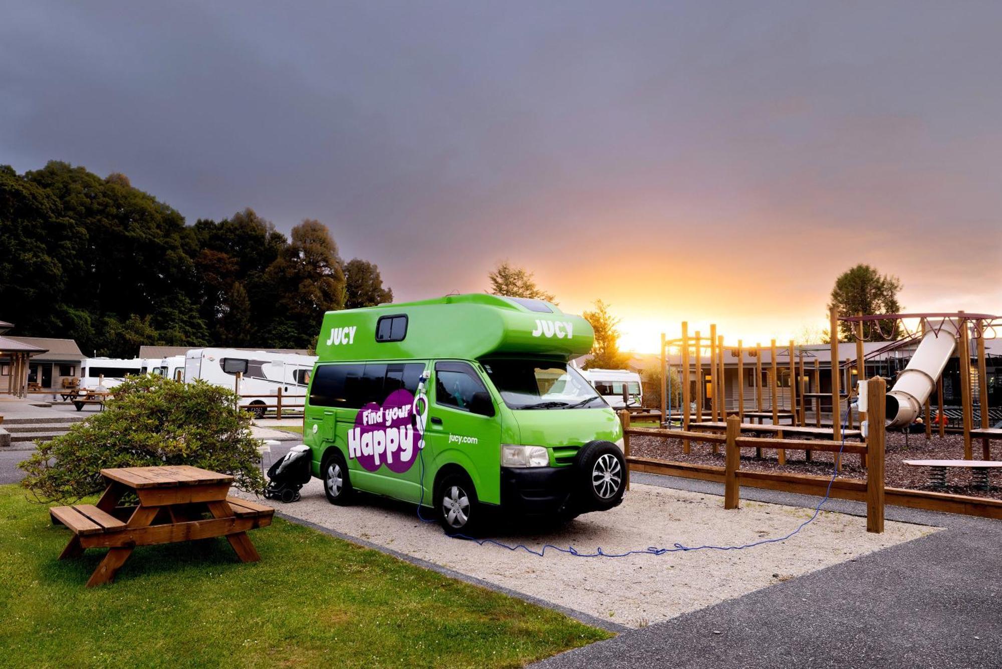 Fox Glacier Top 10 Holiday Park & Motels Экстерьер фото