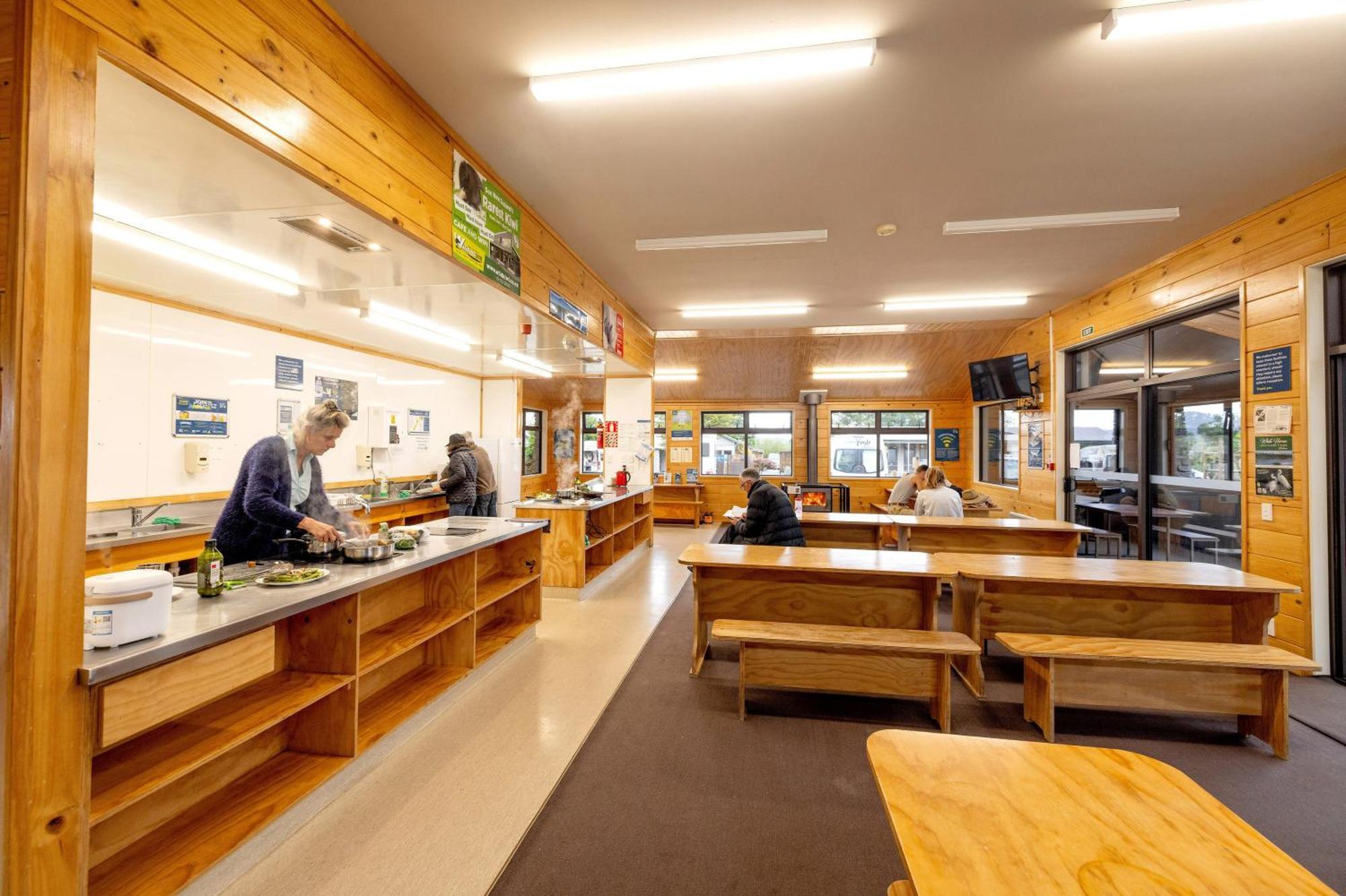 Fox Glacier Top 10 Holiday Park & Motels Экстерьер фото